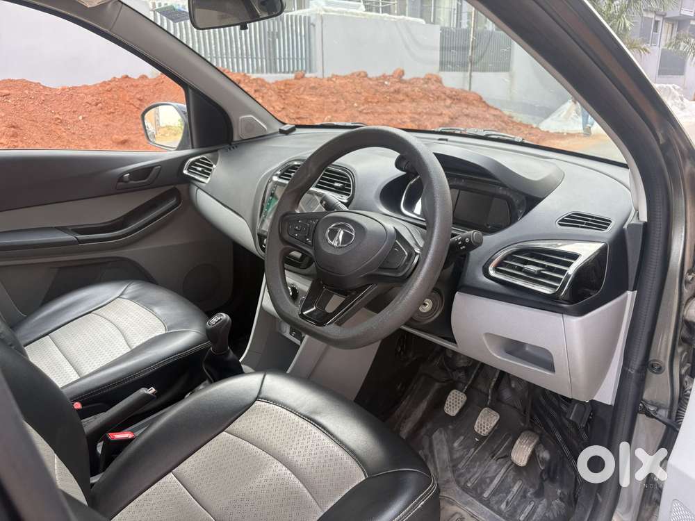 Tata Tiago 1.2 Revotron Xt (o), 2023, Petrol