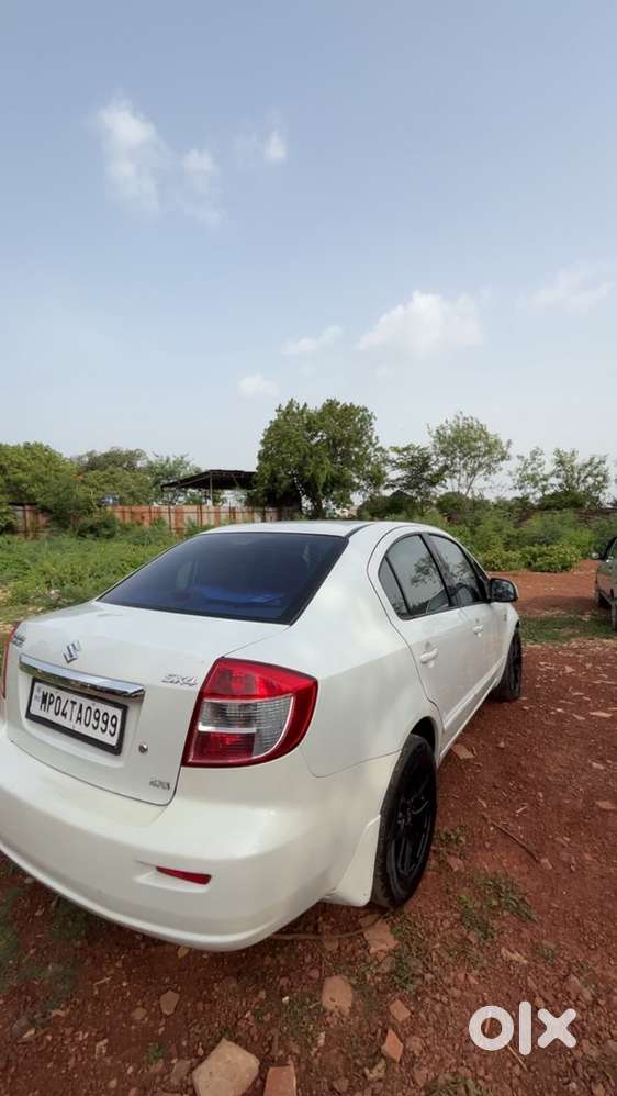 Maruti Suzuki Sx4 2011