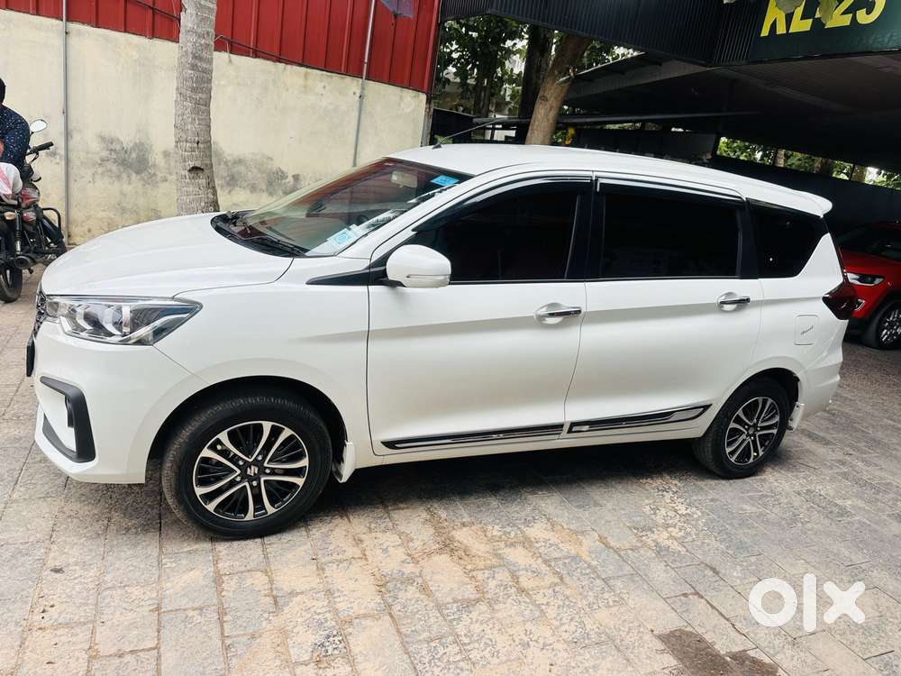 Maruti Suzuki Ertiga 1.5 Zxi Plus Shvs, 2023, Petrol