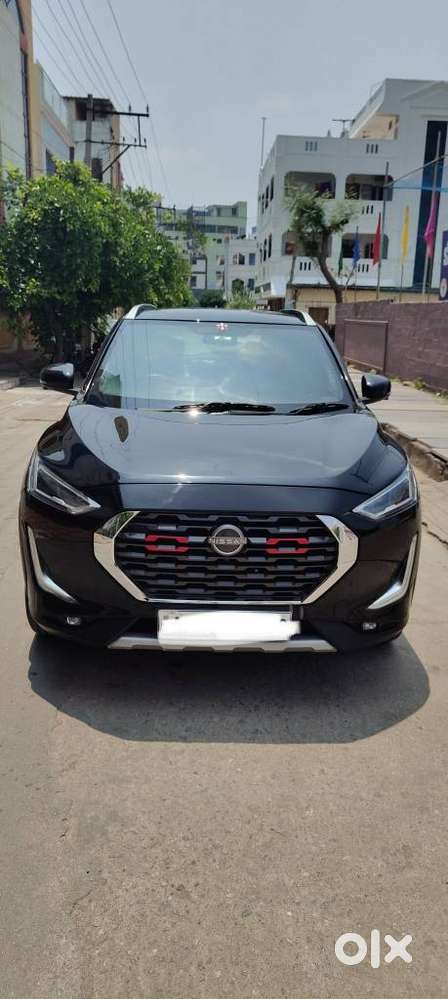 Nissan Magnite 1.0 Xv Premium, 2023, Petrol