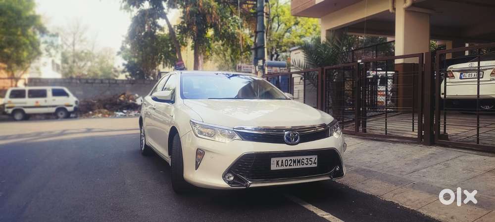 Toyota Camry Hybrid, 2017, Petrol