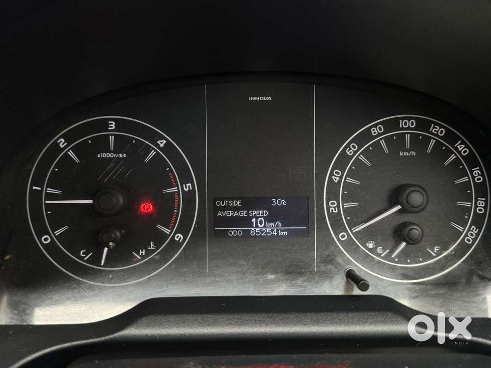 Toyota Innova Crysta 2.4 G Mt 8s, 2019, Diesel