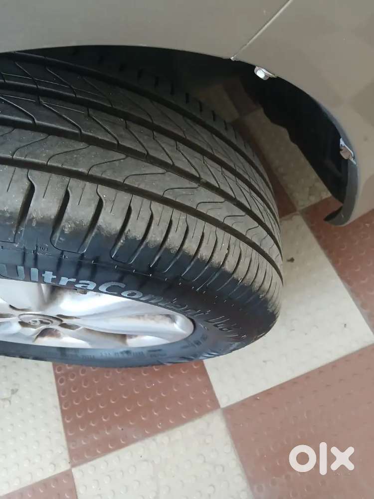 Toyota Corolla Altis 2010