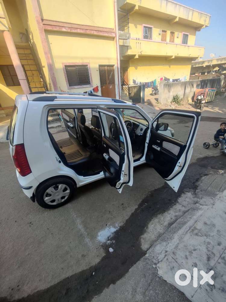 Maruti Suzuki Wagon R 2015 Petrol Well Maintained