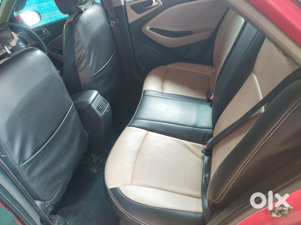 Hyundai  New I20 Asta 1.2 Vtvt Manual 2014 Car