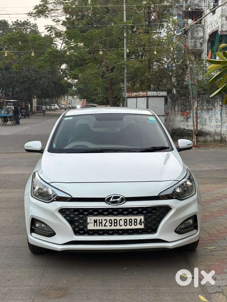 Hyundai I20 Sportz 1.2 Mt Dual Tone, 2019, Petrol