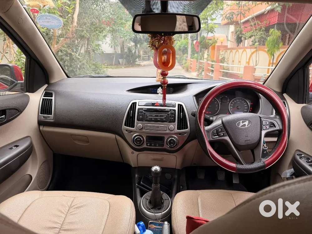 Owner Driven Hyundai I20 Sportz New Tyres & Battery