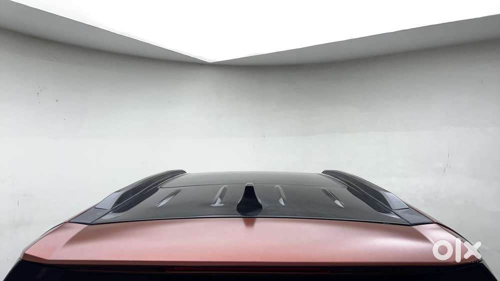 Mahindra Xuv700 2.0 Ax 7 Petrol At Luxury Pack Str, 2024, Petrol