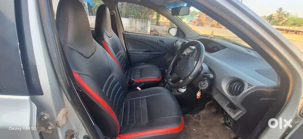 Good Condition New Toyota Clutch Plate And New Tyres New Seat Covers