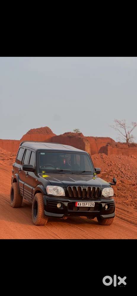 Mahindra Scorpio 2004 Diesel Well Maintained