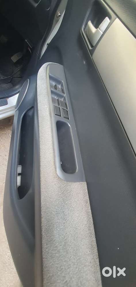 Maruti Suzuki Swift Dzire, 2011, Cng & Hybrids