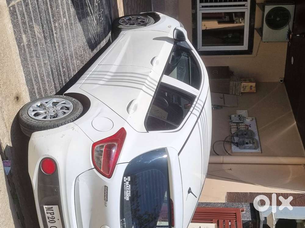 ग्रैंड I 10,मॉडल फरबरी 2017,मैन्युअल गियर, सिंगल हैंड Use, सभी पेपरहै