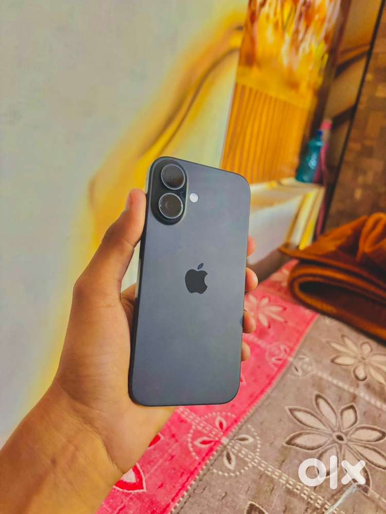 iphone 16 128gb battery helth 100%