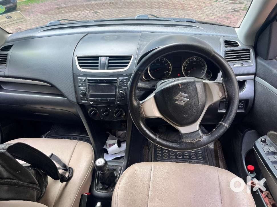 Maruti Suzuki Swift Vxi, 2016, Petrol