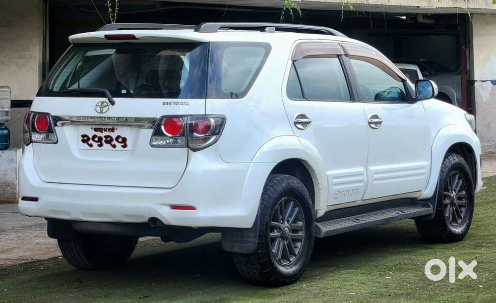 Toyota Fortuner 2015 Diesel Well Maintained