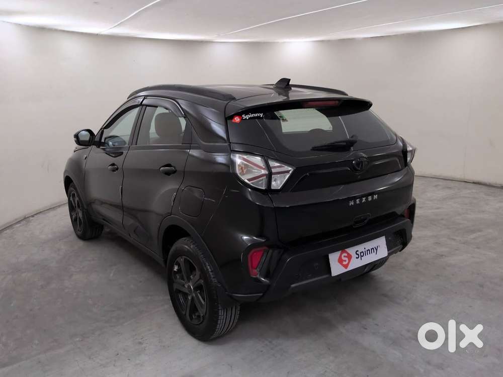 Tata Nexon 1.5 Revotorq Xza Plus Luxs Red Dark Edition Amt, 2023, Di..