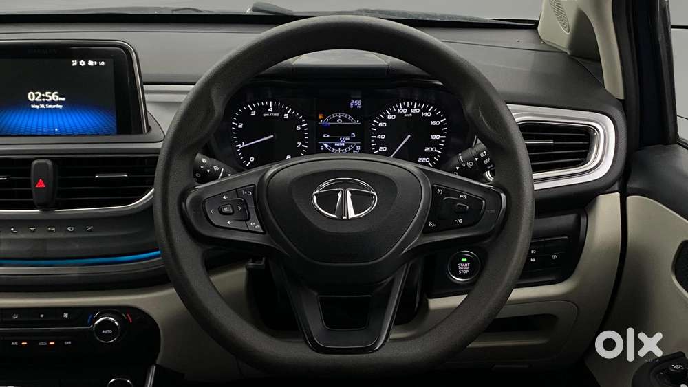 Tata Altroz Xz, 2023, Petrol