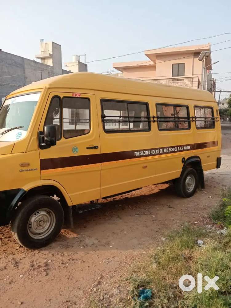 Force Motor School Bus 18 Seater