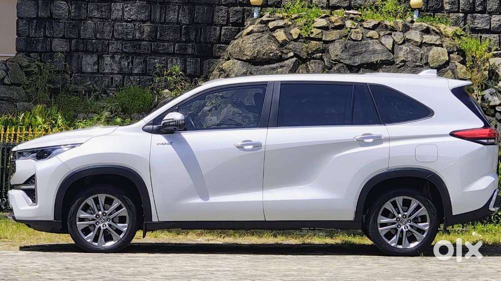 Toyota Innova Hycross Zx(o), 2024, Petrol