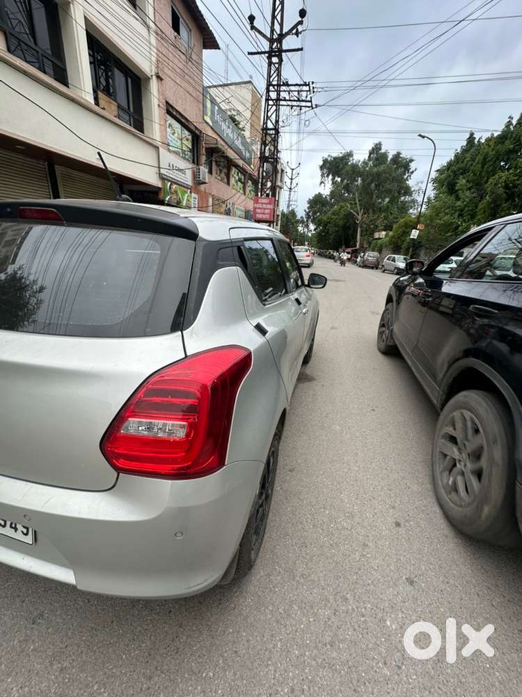 Maruti Suzuki Swift Zxi 2022