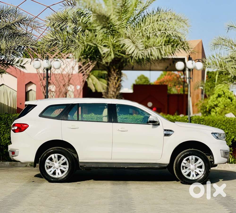 Ford Endeavour 2.2 Trend At 4x2, 2017, Diesel