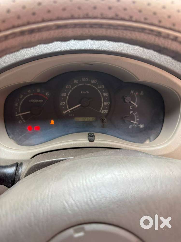 2010 Innova 127515 Kms Driven