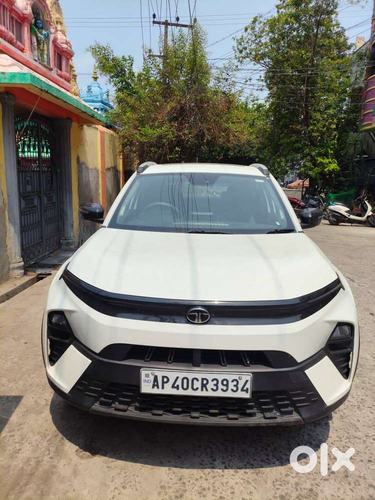 Tata Nexon Smart Plus S - May 2024 (with Sunroof & Extended Warranty))