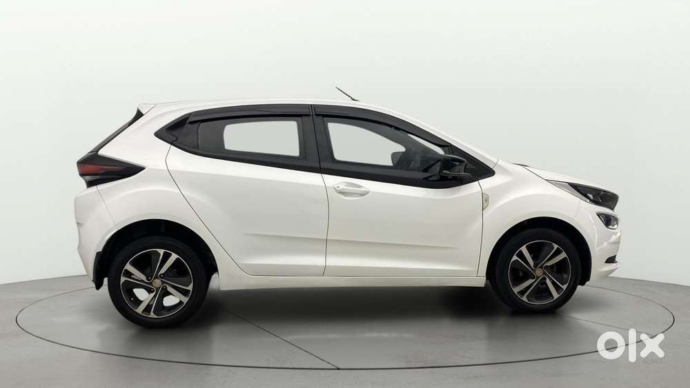 Tata Altroz Xz, 2022, Petrol