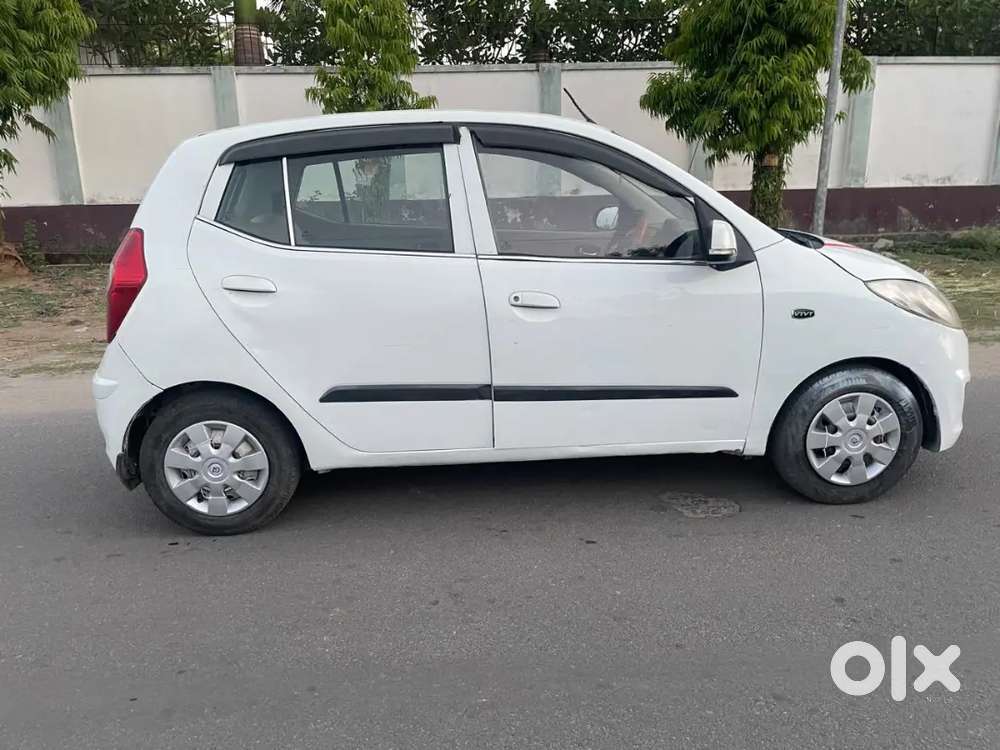 I10 Megna Petrol + Lpg