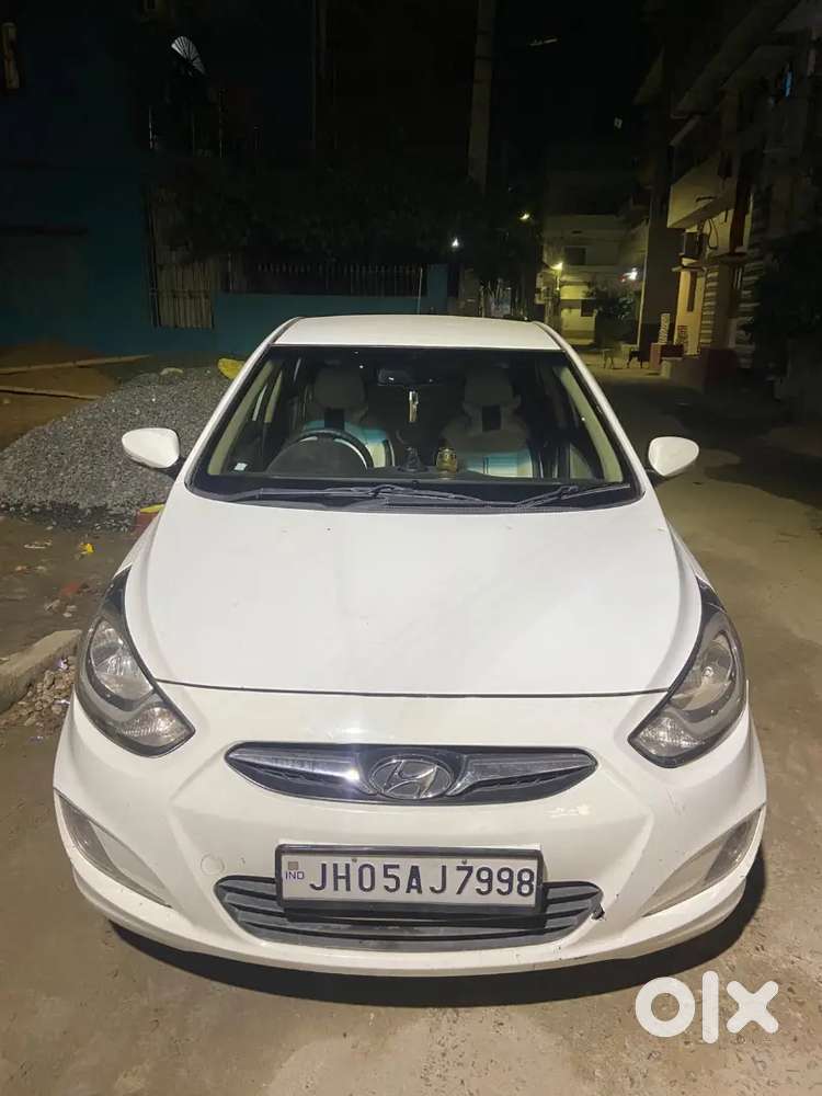 Hyundai Verna Ex Petrol 2011.. Petrol+cng.. Paper Valid Upto 2031