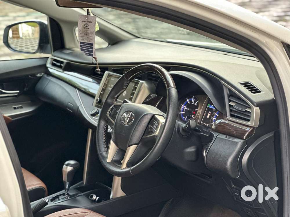 Toyota Innova Crysta 2.4 Z 7 Str, 2022, Diesel