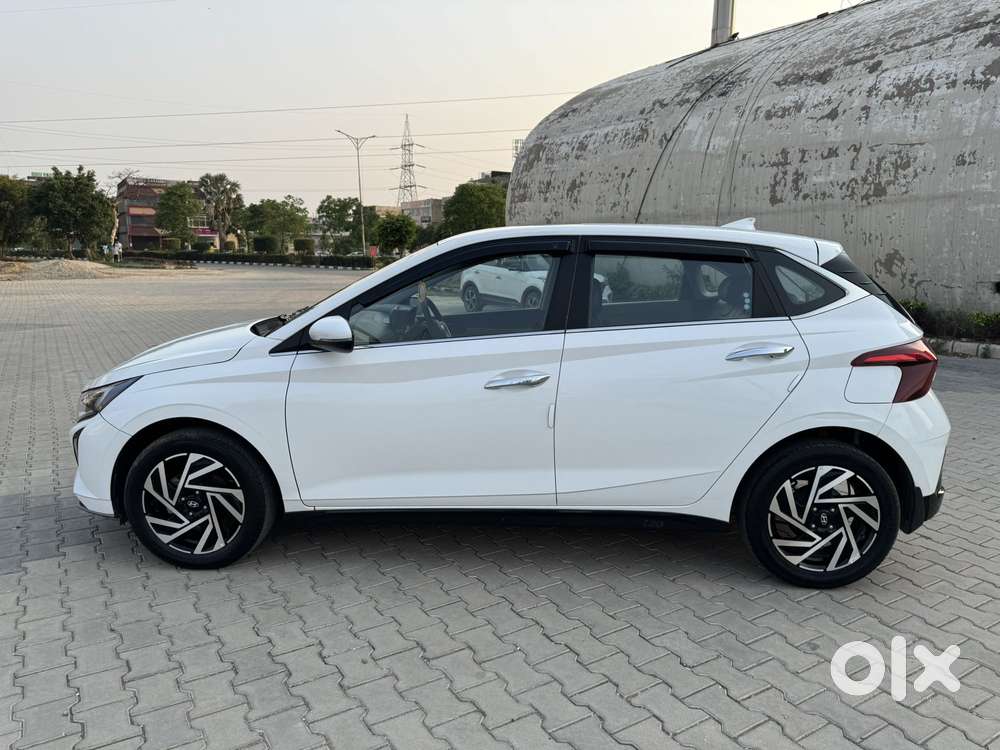 Hyundai Elite I20 1.2 Asta (o) Dual Tone, 2024, Petrol