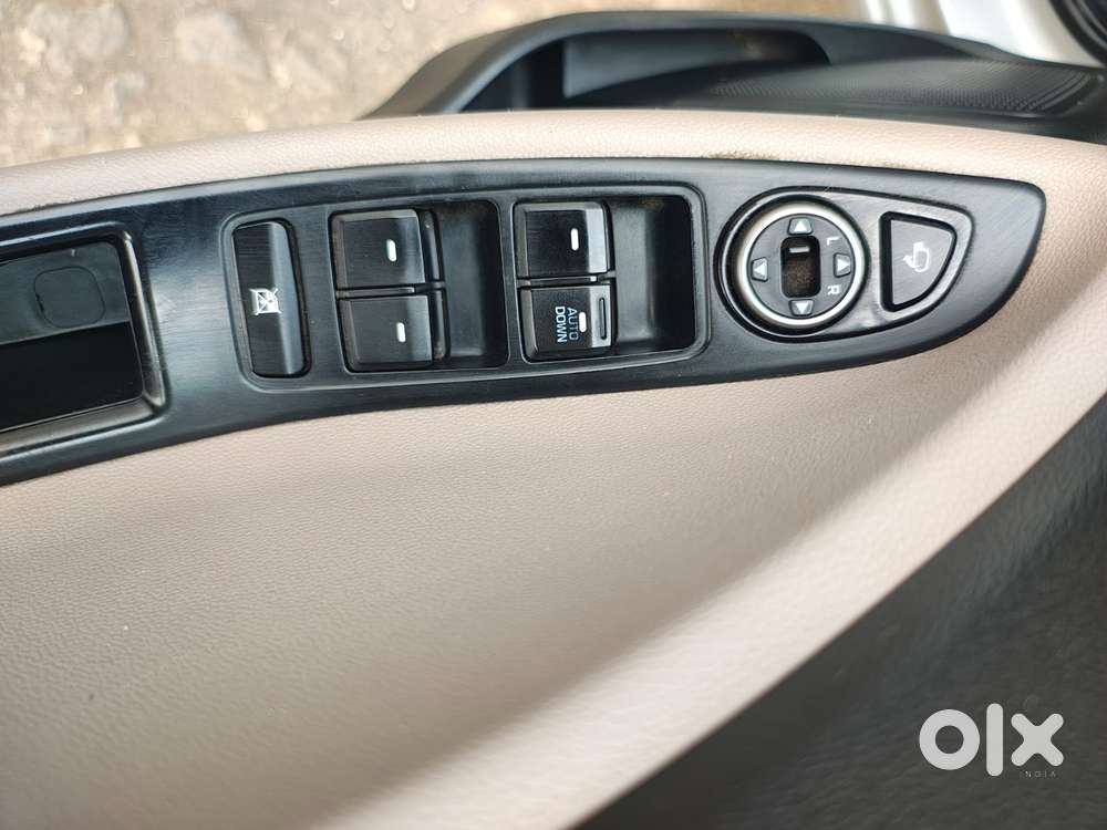 Hyundai Elite I20 Sportz (o) 1.2, 2016, Petrol