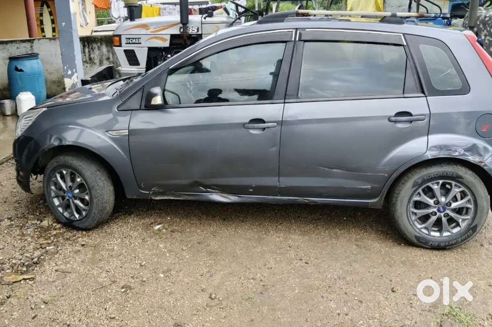 Ford Figo 1.2 Petrol 2016