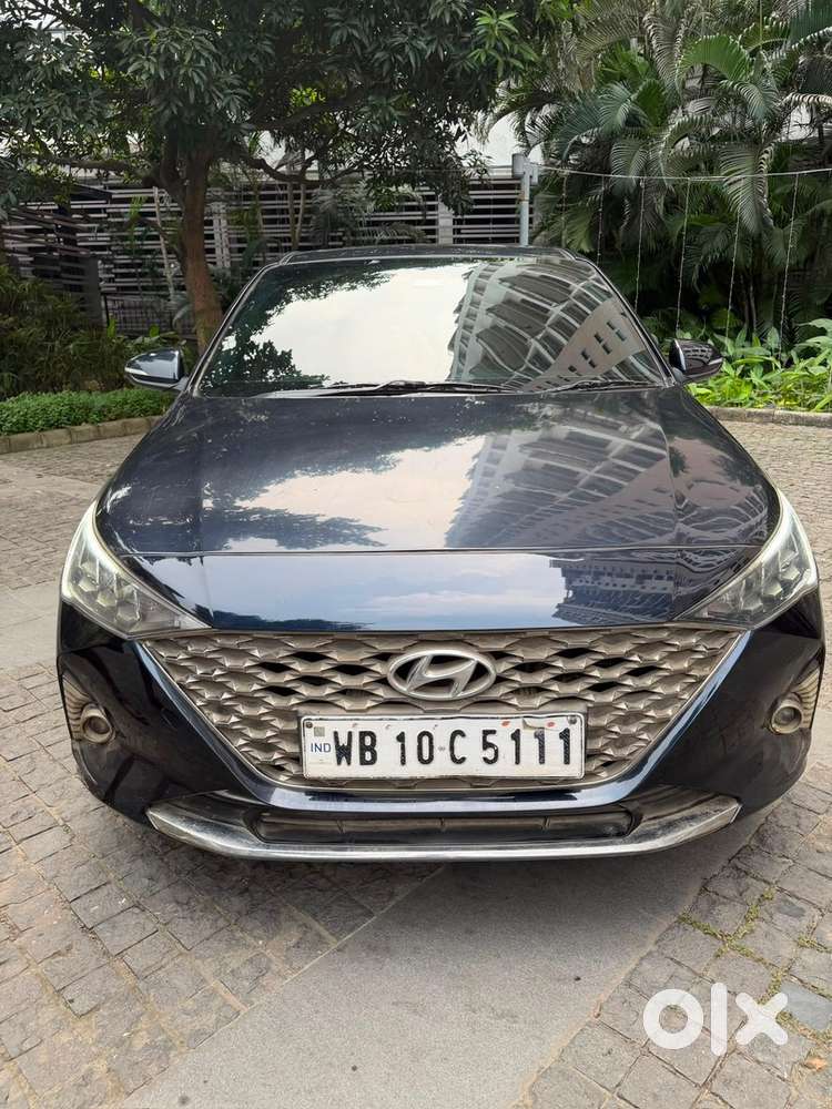 Sunroof And Automatic Gear