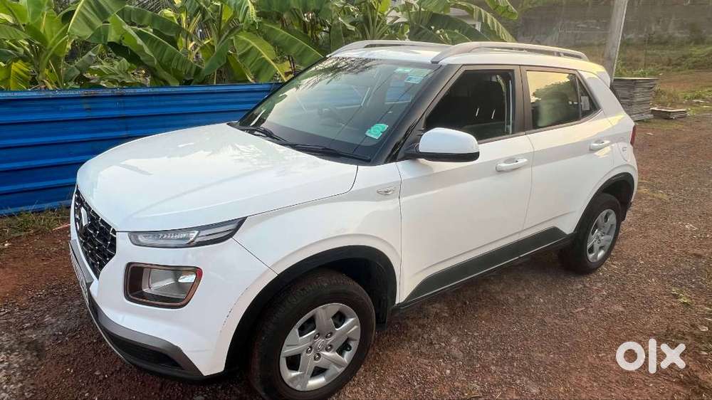 2020 Hyundai Venue (manual) – Direct Sale By Owner
