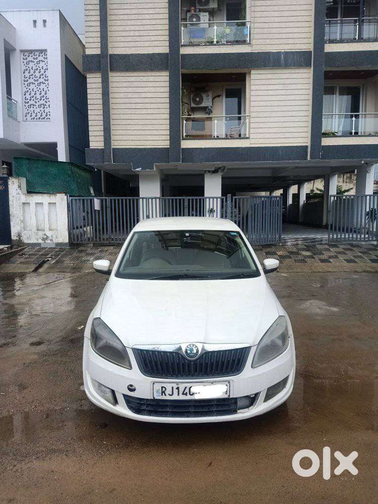 Skoda Rapid 1.5 Tdi Cr Elegance Plus, 2012, Diesel