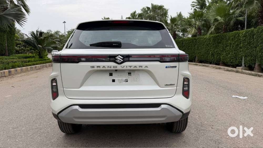 Maruti Suzuki Grand Vitara 1.5 Alpha Smart Hybrid Allgrip, 2026, Pet..