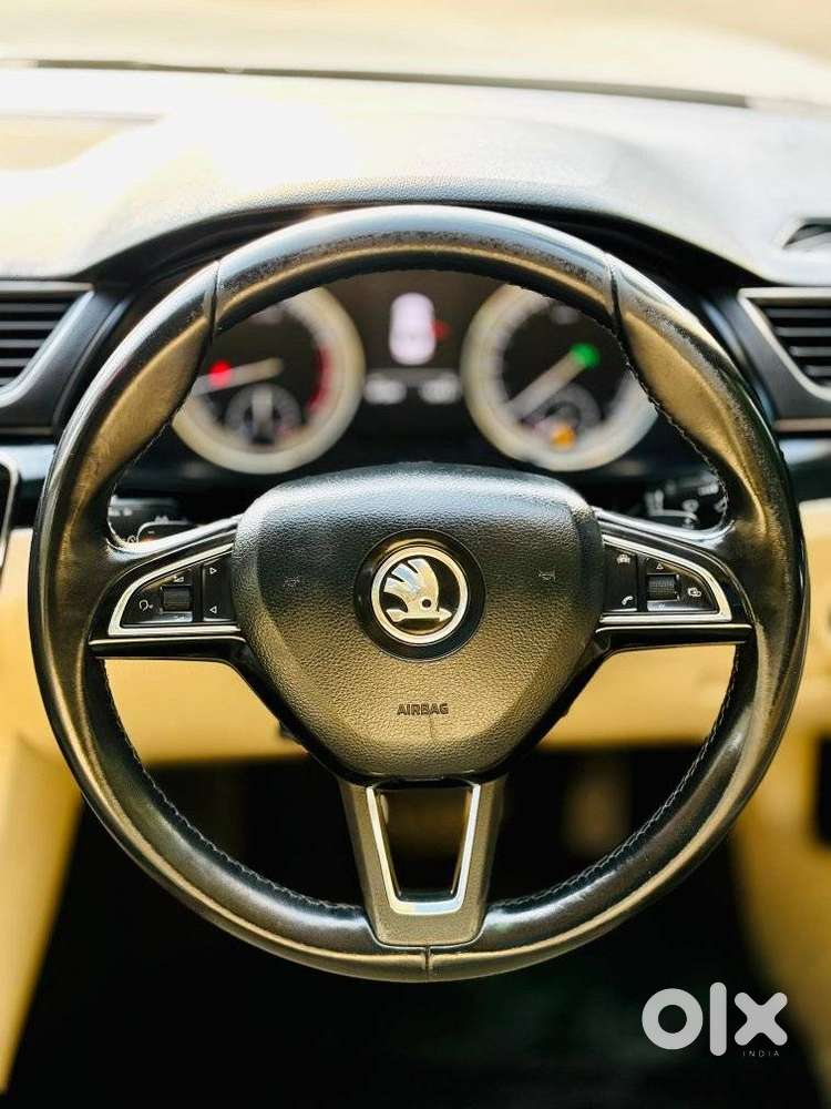 Skoda Superb 2.0 L&k Tsi At, 2018, Petrol