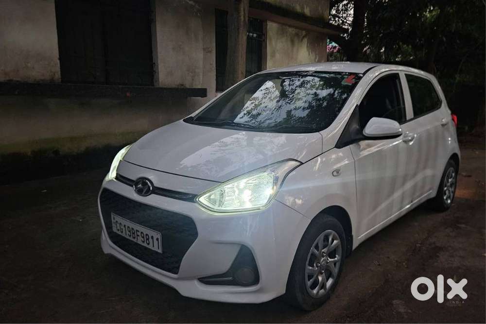 Hyundai Grand I10 Sportz, 2017, Petrol