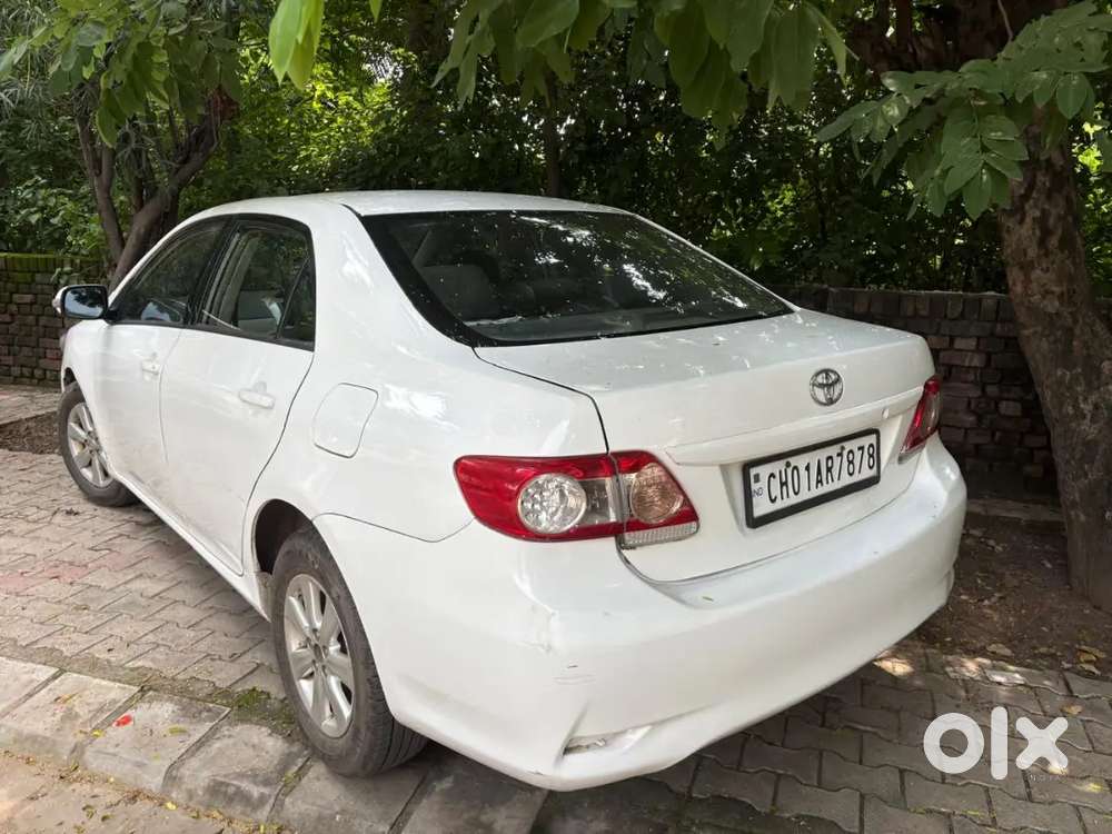 Toyota Corolla Altis 2012 Manual