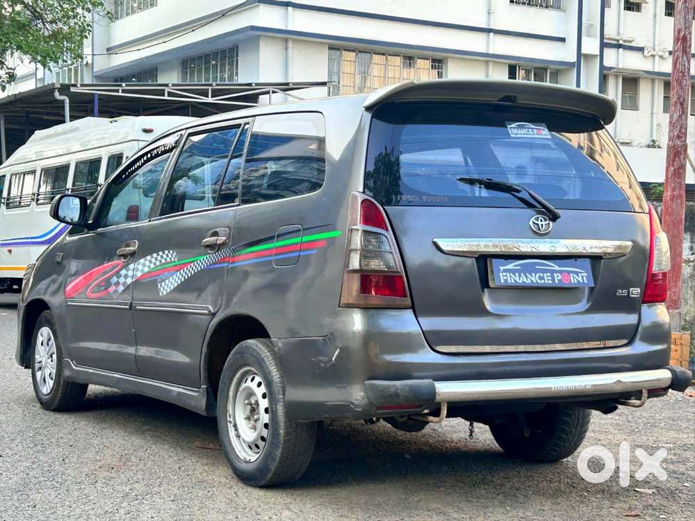 Toyota Innova 2.5 G (diesel) 8 Seater, 2012, Diesel