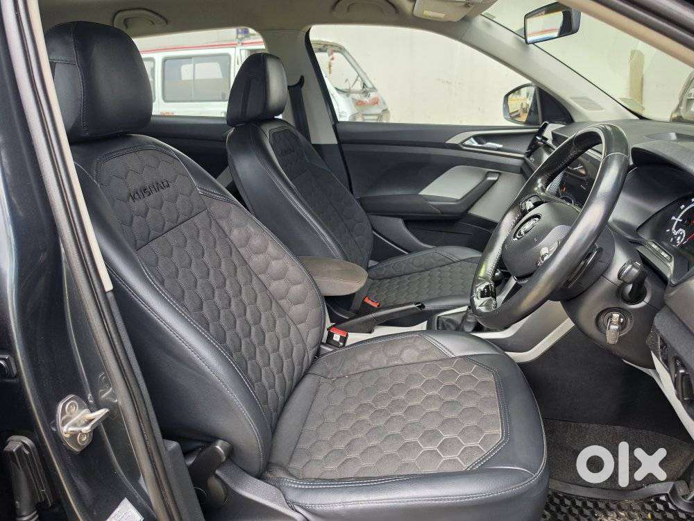 Skoda Kushaq 1.0 Tsi Ambition, 2022, Petrol