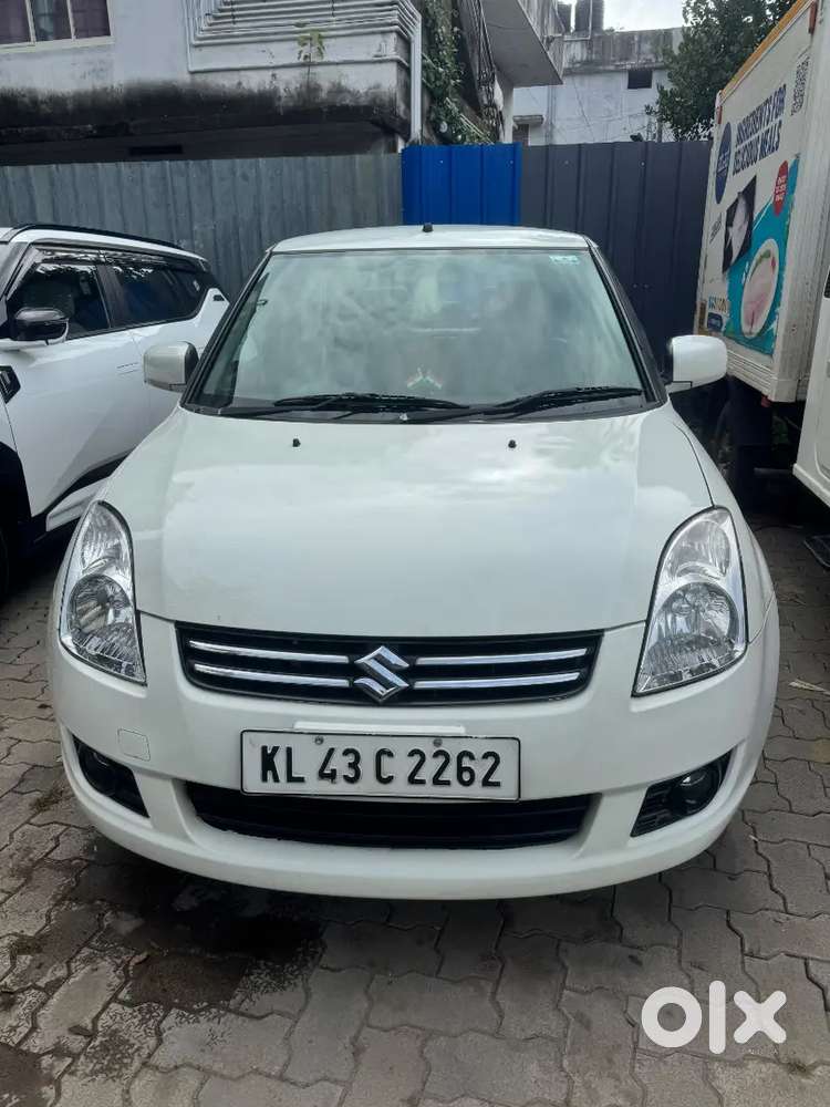 Maruti Suzuki Dzire 1.2 Vxi 2010