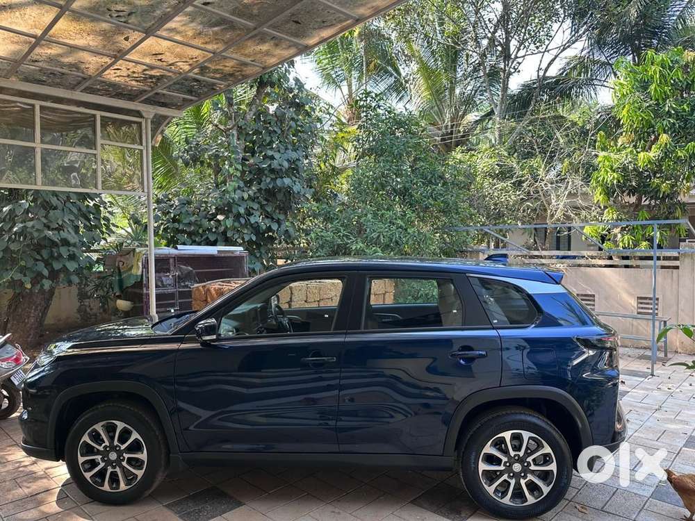Maruti Suzuki Grand Vitara 2023 Petrol Well Maintained