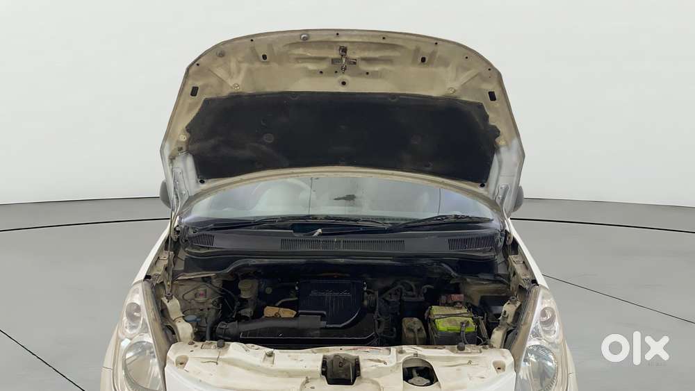 Maruti Suzuki Ritz Vxi, 2012, Petrol