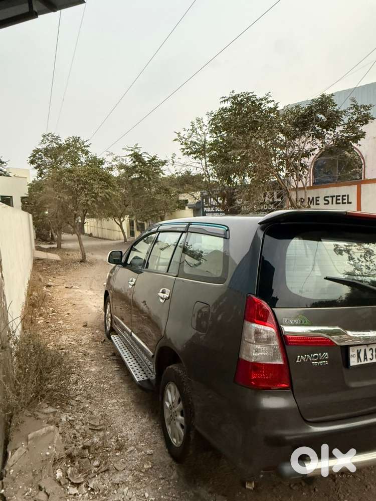 Toyota Innova 2012 Diesel Well Maintained