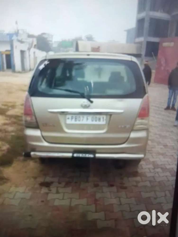 Toyota Innova 2011 Sale 2031 Tak Pass Urgent Sale