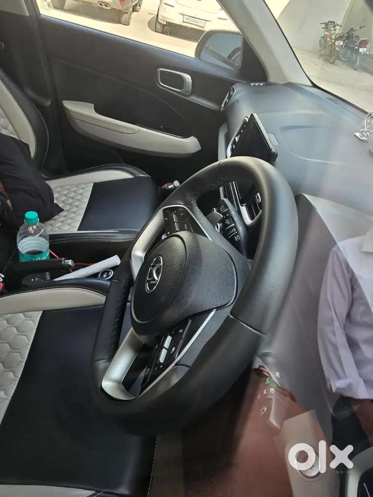 Hyundai Venue 1.0 Turbo Amt September 2022