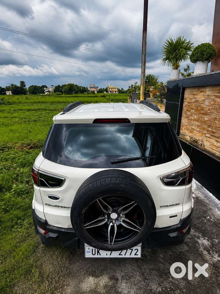 Ford Ecosport Sports 2015 Model , Family Car , All 5 New Alloy ,